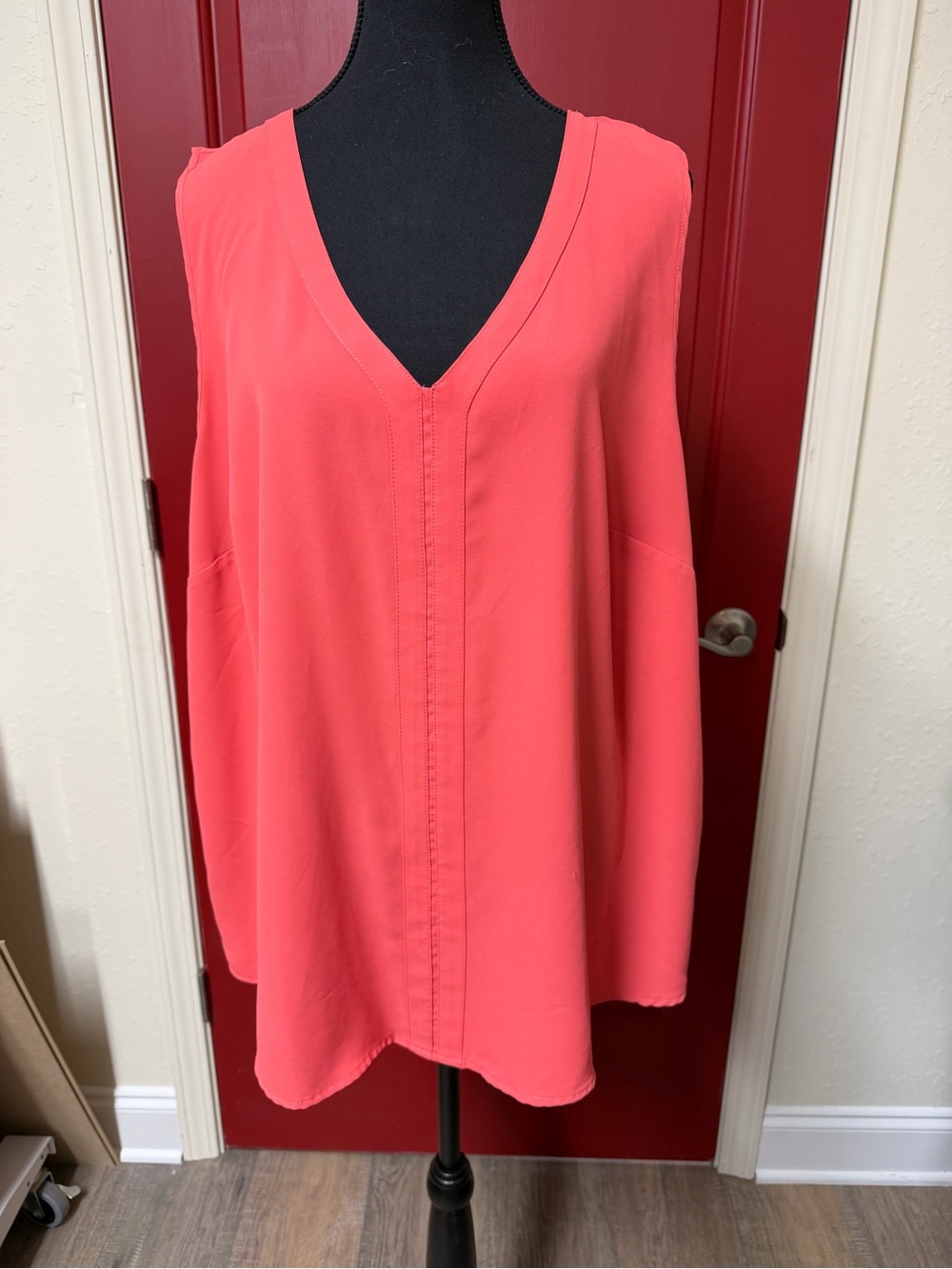 41 Hawthorn Coral V-Neck Sleeveless Tunic